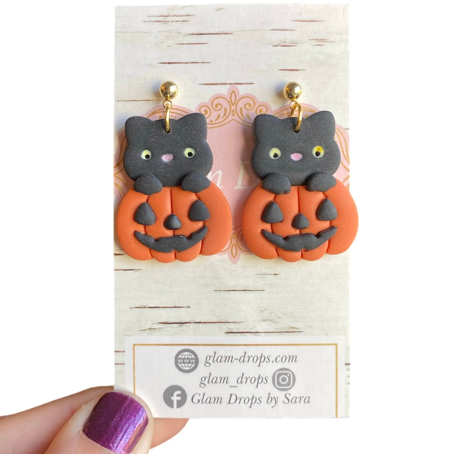 Clay cat in pumpkin dangles