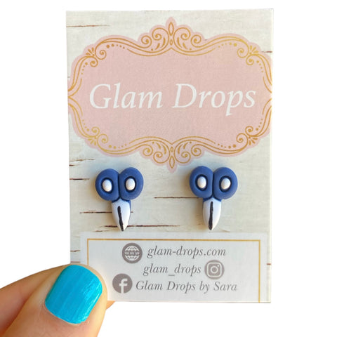 Clay scissors studs