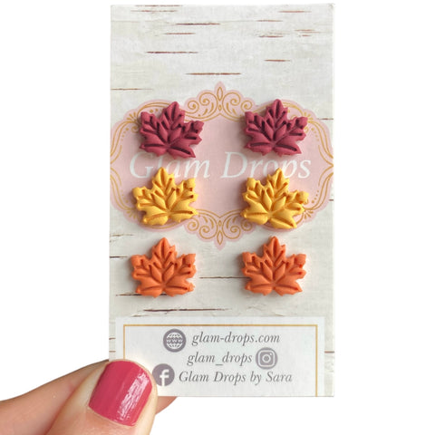 Clay fall leaf studs set