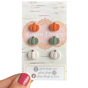 Clay pumpkin studs set