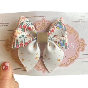 3.5 inch sailor bow